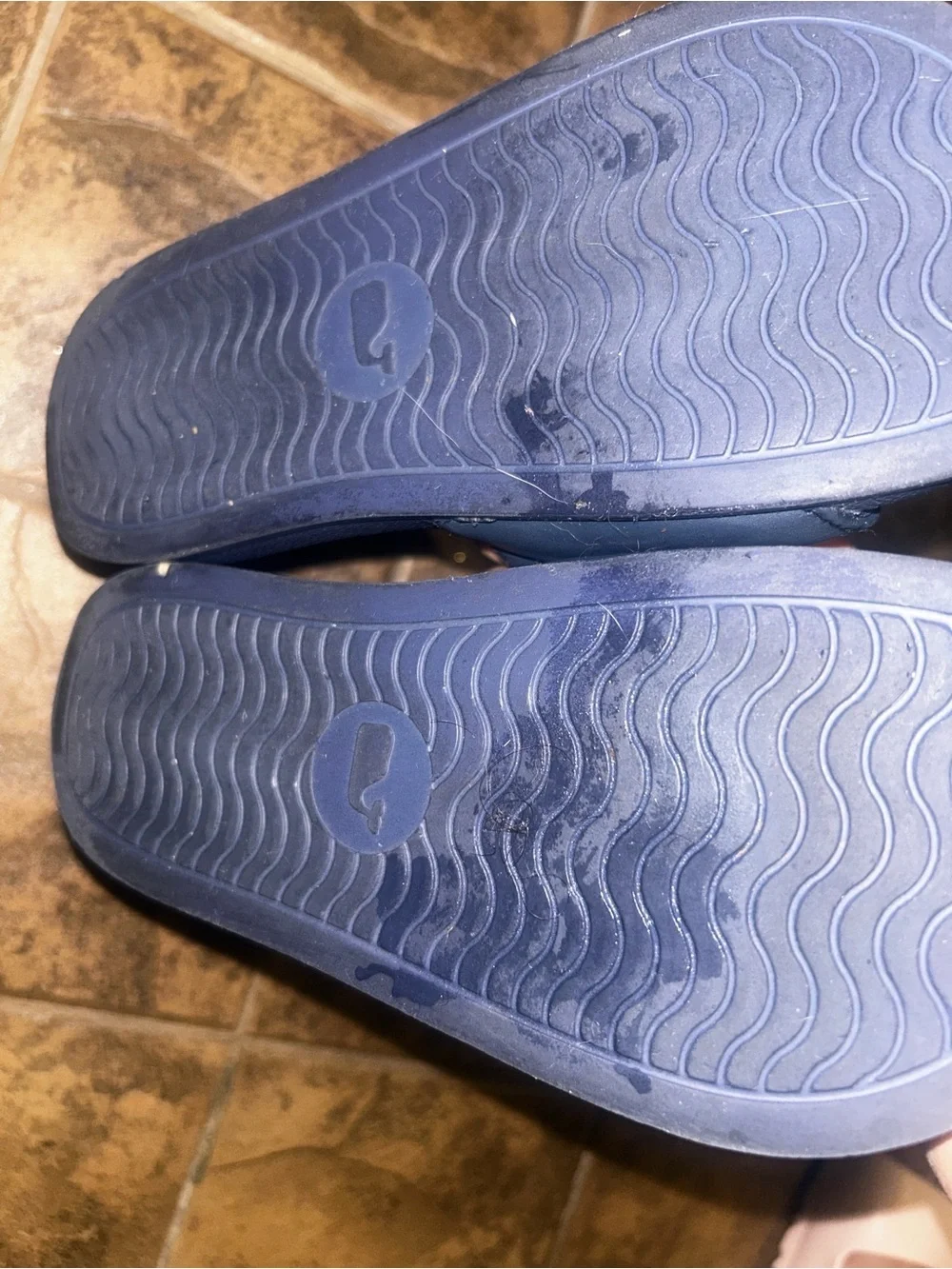 Vineyard Vines Kids Navy Blue Slide Sandals with White Whale Logo